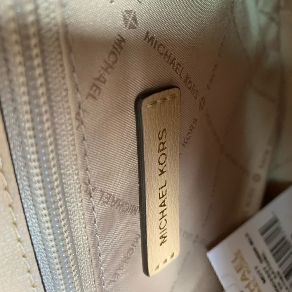 NWT MICHAEL KORS Mott Medium Leather Satchel - Picture 14 of 16